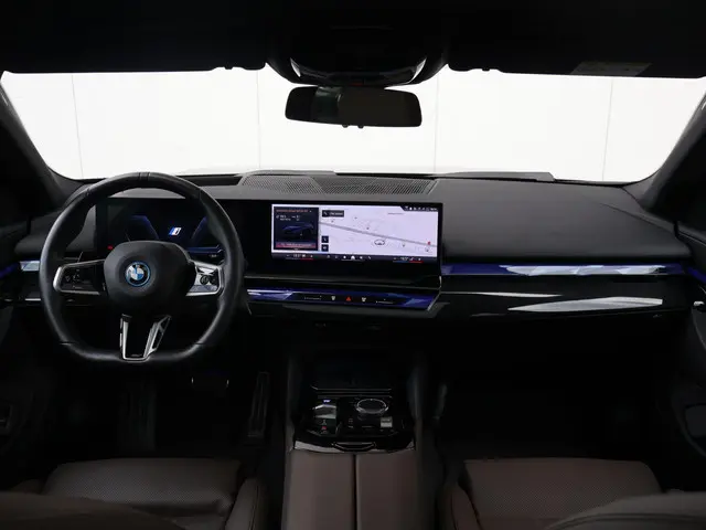BMW i5 Touring 2024 Elektrisch 17