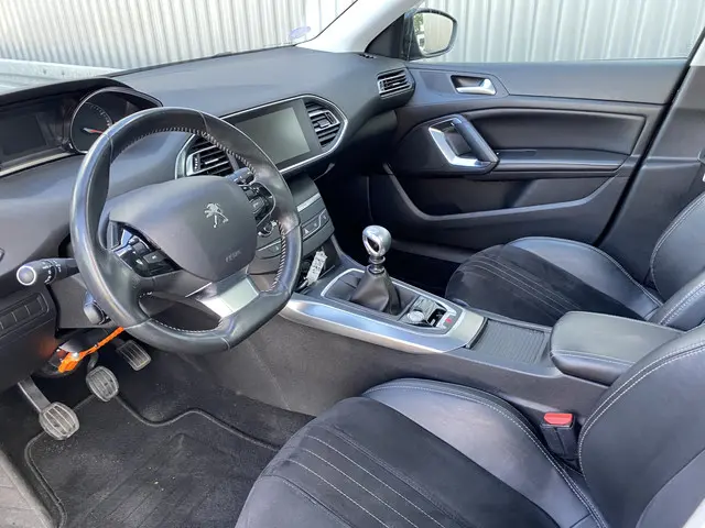 Peugeot 308 3