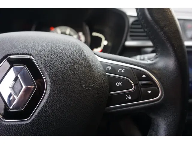 Renault Kadjar 1.2 TCe Bose 2016 Benzine 10