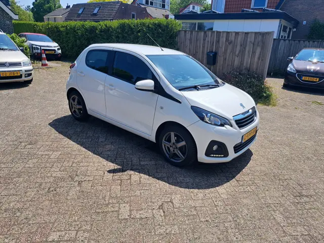 Peugeot 108 3