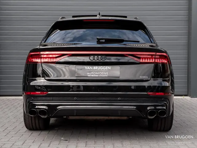 Audi Q8 60 TFSI E Quattro S-Line 2021 Hybride Benzine 8