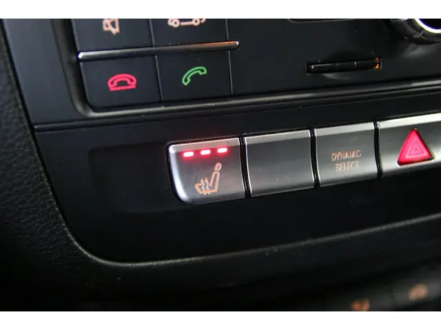 Mercedes-Benz B-Klasse 180 NAP/Origineel NL 2018 Benzine 9