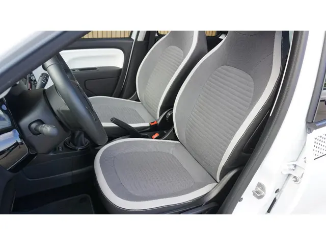 Renault Twingo 1.0 SCe 73pk 5Drs Collection 2020 Benzine 8