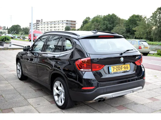 BMW X1 SDrive20i Executive 2014 Benzine 12