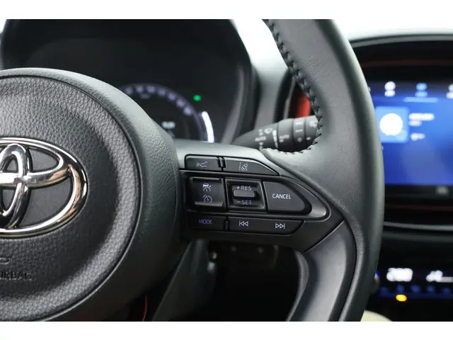 Toyota Aygo X 1.0 VVT-i MT Envy 2023 Benzine 14