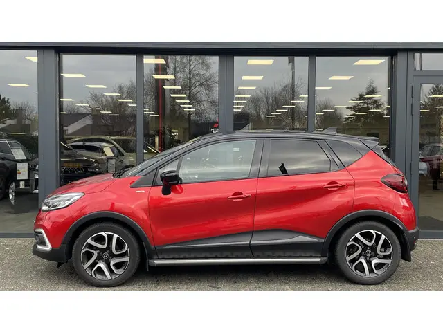 Renault Captur 0.9 TCe Bose 2019 Benzine 26