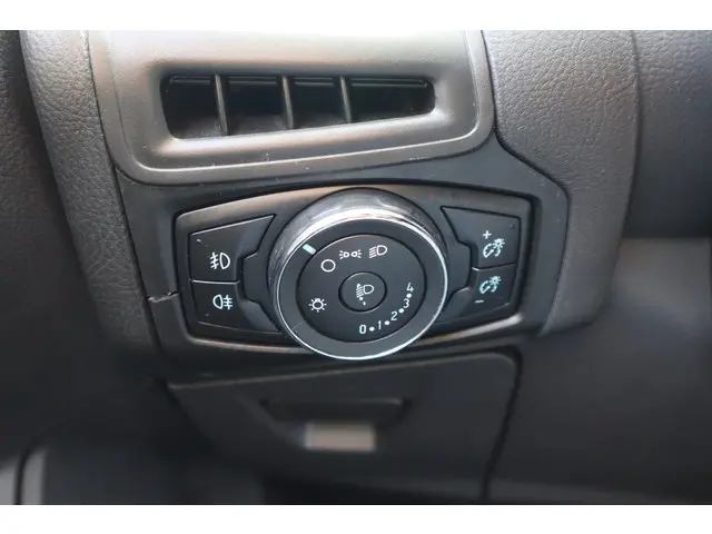 Ford Focus Wagon 1.6 TDCI Lease Trend 2013 Diesel 18