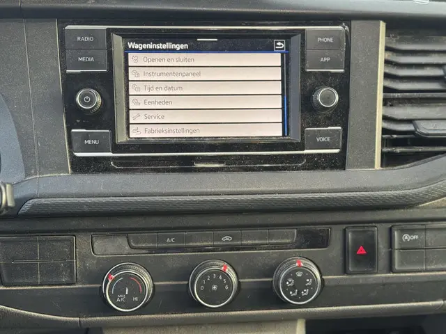 Volkswagen Transporter 2.0 DTI 2020 Diesel 10
