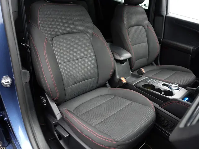 Ford Kuga 2.5 PHEV ST-Line Aut- 2021 Hybride Benzine 3