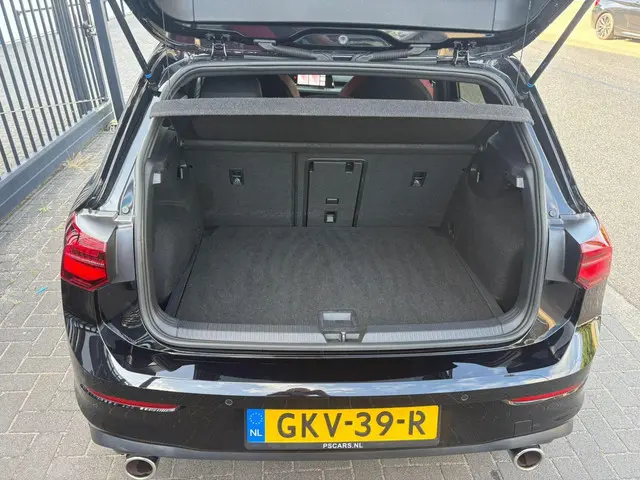 Volkswagen Golf 2.0 TSI GTI 2021 Benzine 17