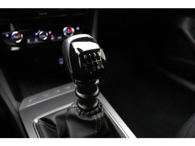 Opel Mokka 1.2 Turbo Edition 2025 Benzine 27