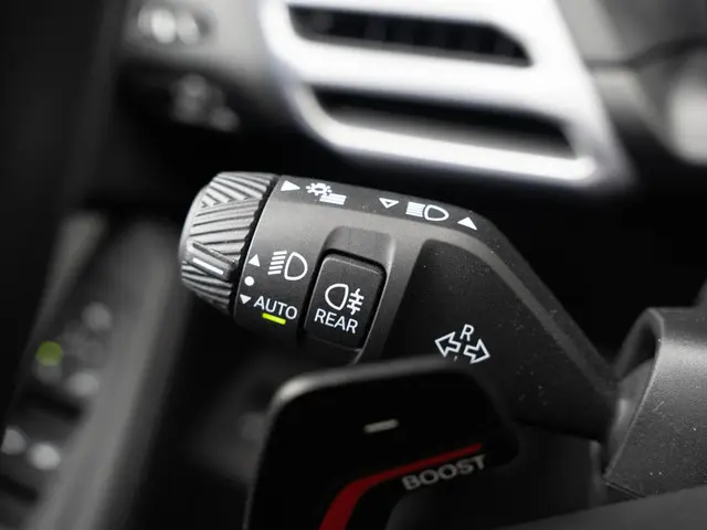 BMW 1 Serie 120 2025 Benzine 28