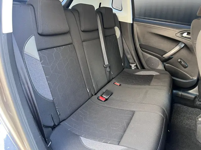 Peugeot 2008 1.2 PureTech Blue Lion 2016 Benzine 28