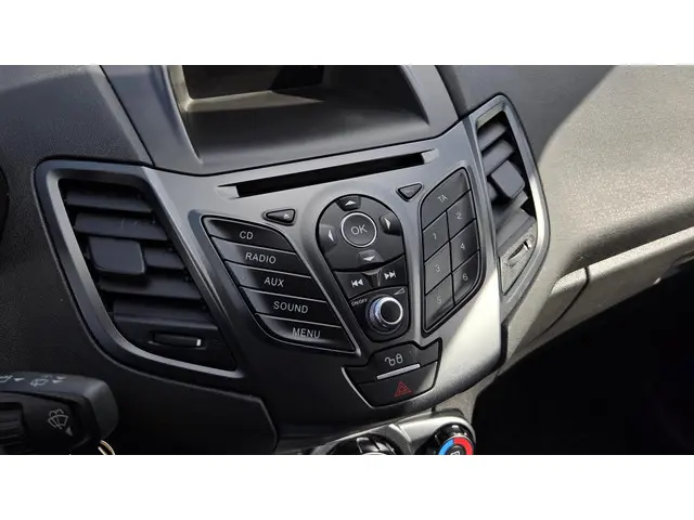 Ford Fiesta 1.25 Style 2015 Benzine 11