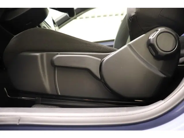 Toyota Aygo X Hybrid 115 envy, 2026 Hybride Benzine 8