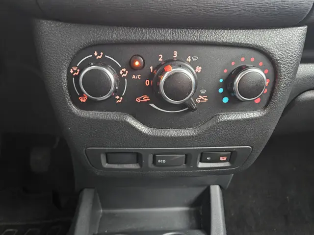 Dacia Lodgy 1.6 SCe 7p. 2020 Benzine 24