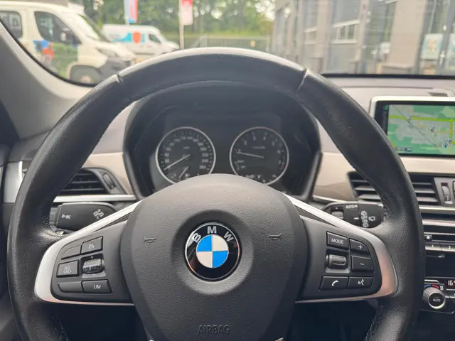 BMW X1 SDrive20i Centennial High Executive 2017 Benzine 13