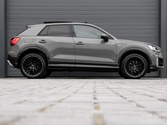 Audi Q2 35 TFSI S-Line 2020 Benzine 17