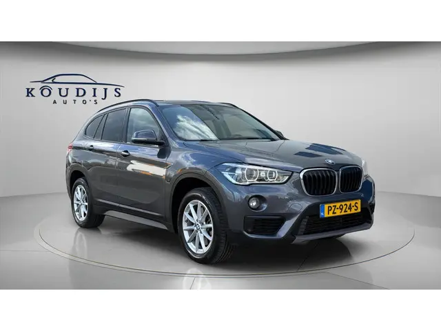 BMW X1 SDrive20i Executive, 1ste eigenaar 2017 Benzine 11