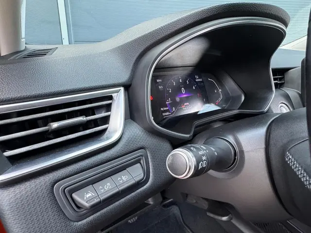 Renault Clio 1.0 TCe Intens / Nap / Facelift 2019 Benzine 14