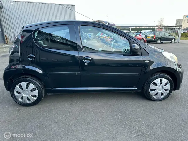 Citroën C1 1.0 Collection 2013 Benzine 7