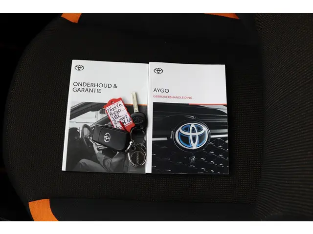 Toyota Aygo 1.0 VVT-i x-JBL 2021 Benzine 11
