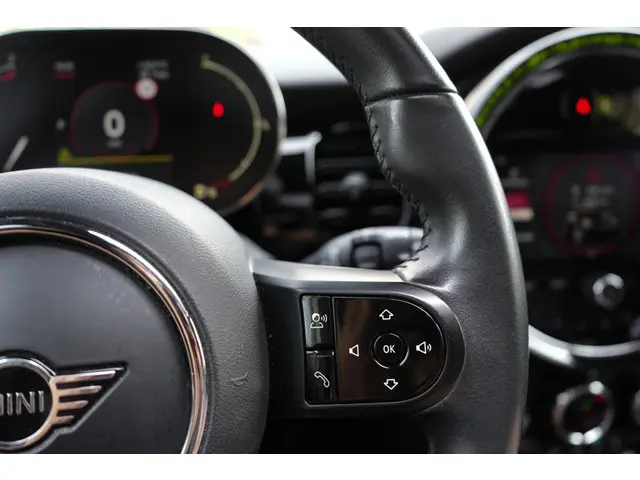 MINI Cooper Mini 1.5 2022 Benzine 16