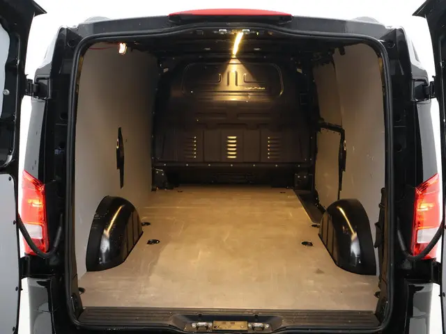 Mercedes-Benz Vito 114 CDI AUT7 LANG 2020 Diesel 9