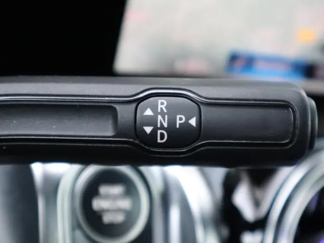 Mercedes-Benz GLB 200 AMG line 2020 Benzine 20