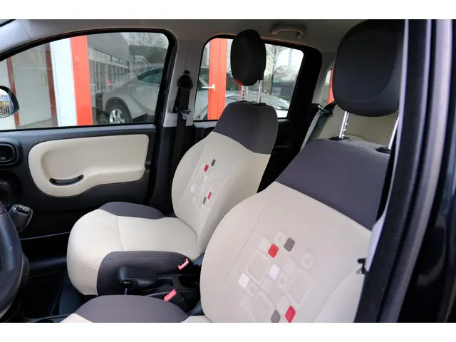 Fiat Panda 0.9 TwinAir Lounge Airco|41.000km! 2016 Benzine 20