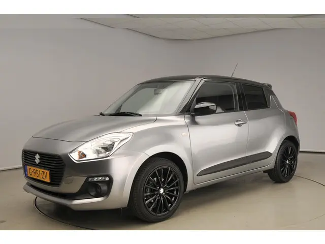 Suzuki Swift 1.2 Select 2020 Benzine 36