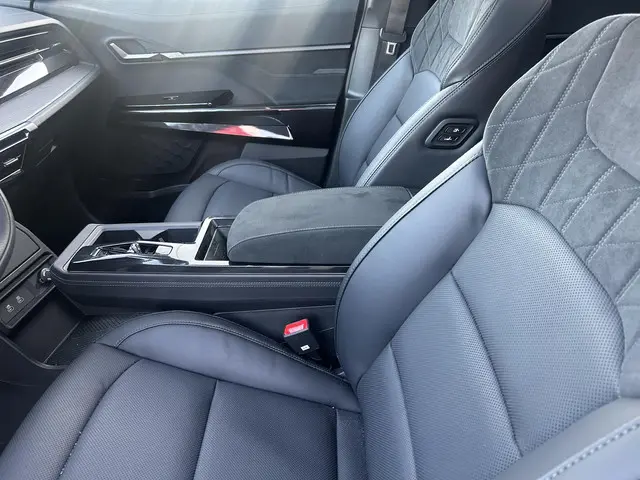 KGM Actyon Hybrid PLATINUM + 2026 Benzine 8