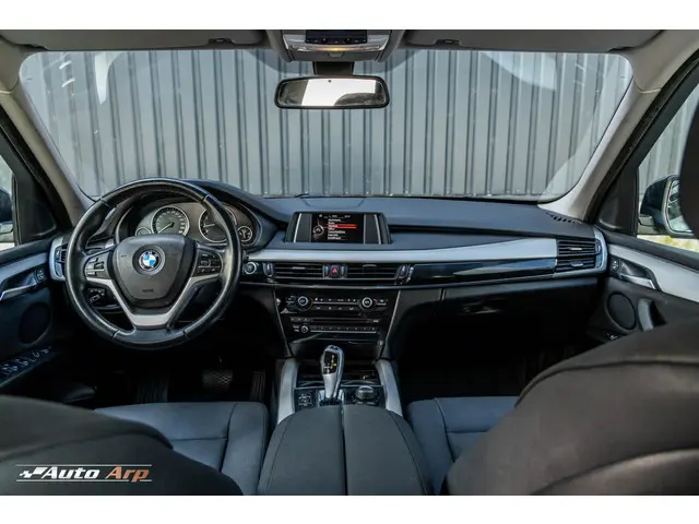 BMW X5 xDrive35i High Executive 2015 Benzine 29