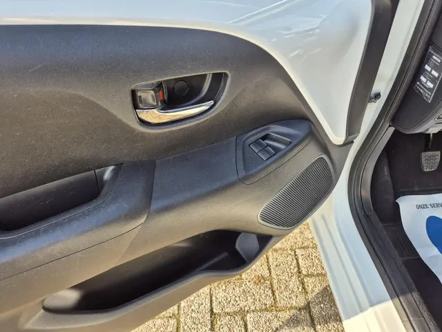 Peugeot 108 1.0 e-VTi Allure 2019 Benzine 21