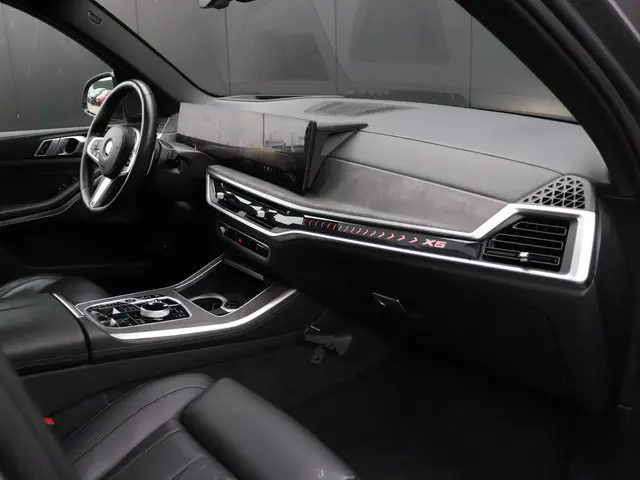 BMW X5 xDrive50e Launch Edition 2024 Hybride Benzine 30