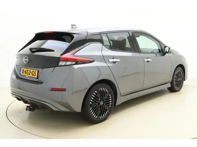 Nissan Leaf Tekna 39 kWh 2024 Elektrisch 2