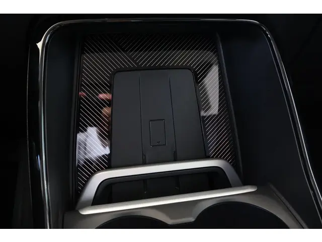 BMW X1 xDrive30e 2024 Hybride Benzine 22