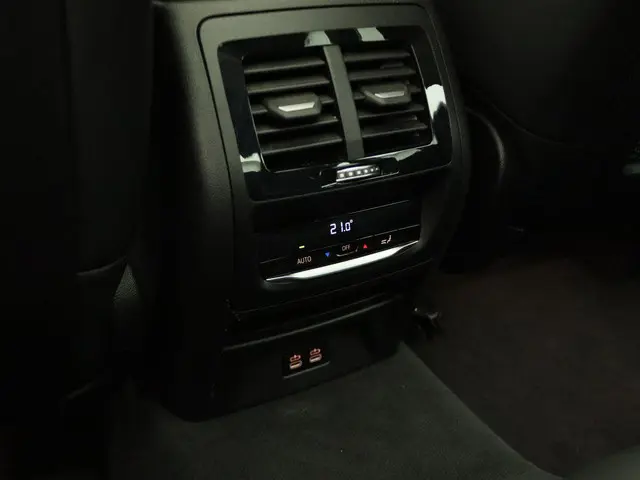 BMW X3 xDrive30e 2022 Hybride Benzine 37