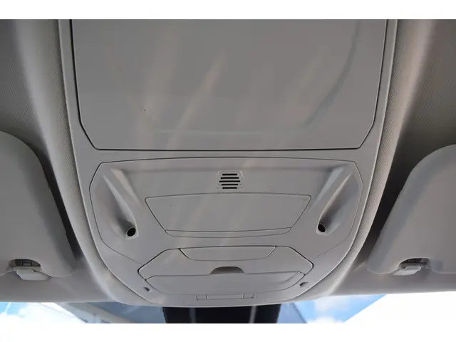 Ford C-MAX 1.0 Titanium//Navi//ECC!! 2018 Benzine 26
