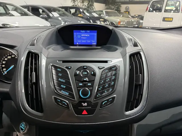 Ford C-MAX 1.0 Titanium // Navi // Ecc // Trekhaak 2012 Benzine 8