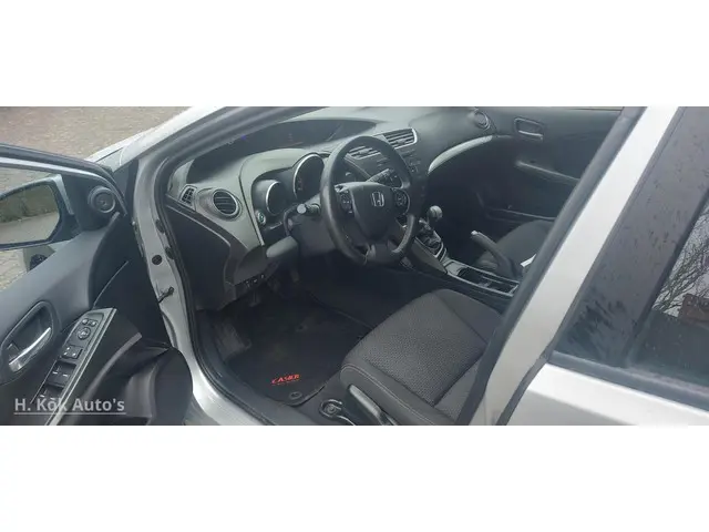 Honda Civic 1.4 Sport 2017 Benzine 8