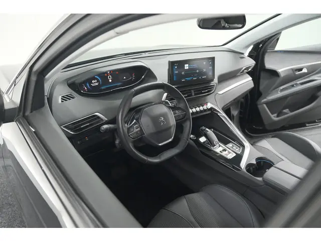 Peugeot 5008 PureTech 130 EAT8 Allure Pack 2021 Benzine 2