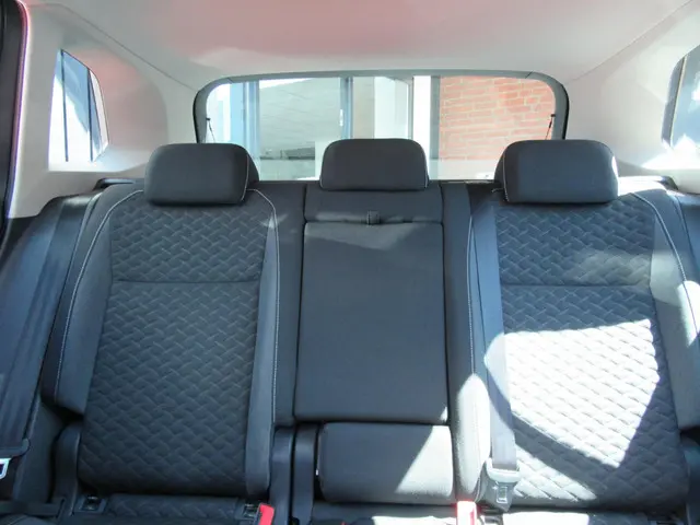 Volkswagen Tiguan 1.4 TSI 4Motion Highline 2018 Benzine 12