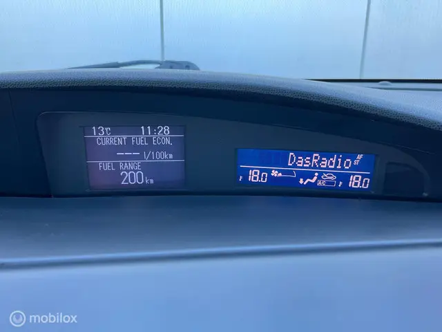 Mazda 3 1.6 TS, zeer mooi! 2013 Benzine 16