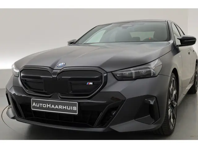 BMW i5 M60 xDrive 84 kWh M Sport 2024 Elektrisch 38