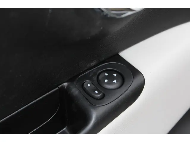 Fiat 500C 1.0 Hybrid Dolcevita 2022 Benzine 17