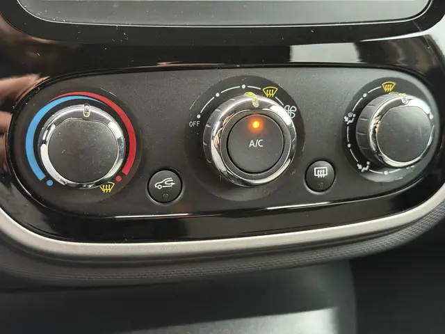 Renault Captur 0.9 TCe Expression 2015 Benzine 22