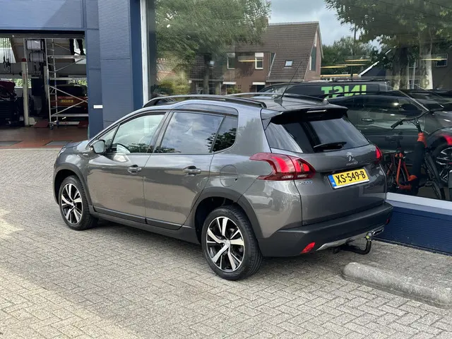 Peugeot 2008 1.2 PureTech GT-line 2018 Benzine 3