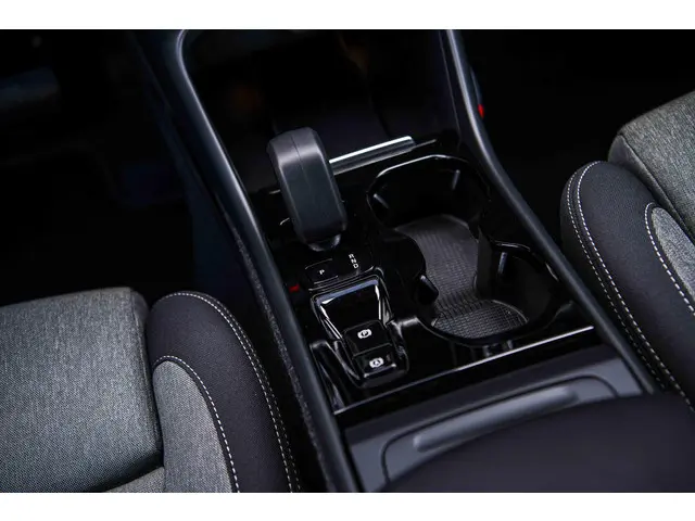 Volvo XC40 2.0 B4 Plus Dark 2024 Benzine 13