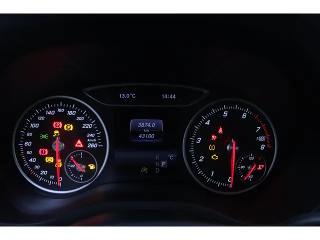 Mercedes-Benz B-Klasse 180 Ambition 2018 Benzine 20